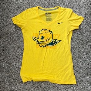 Nike Oregon yellow T-shirt woman’s large